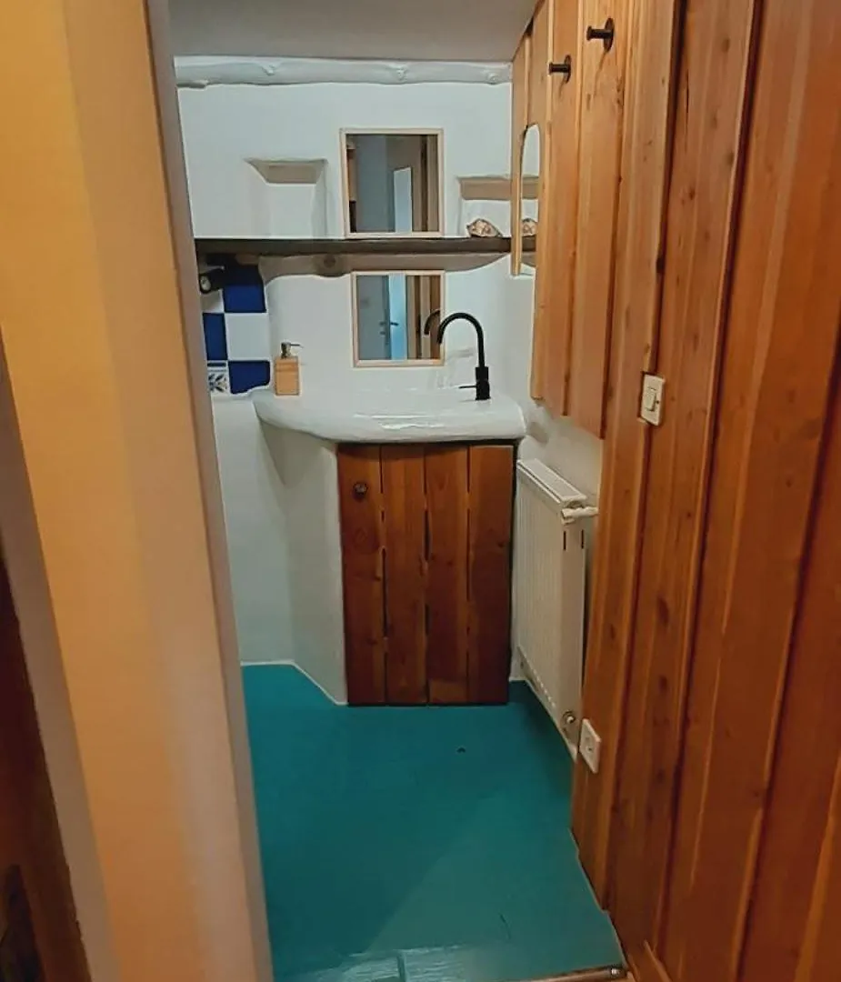Petite Maison Naturelle Avec Son Jardin Prive Pluvigner