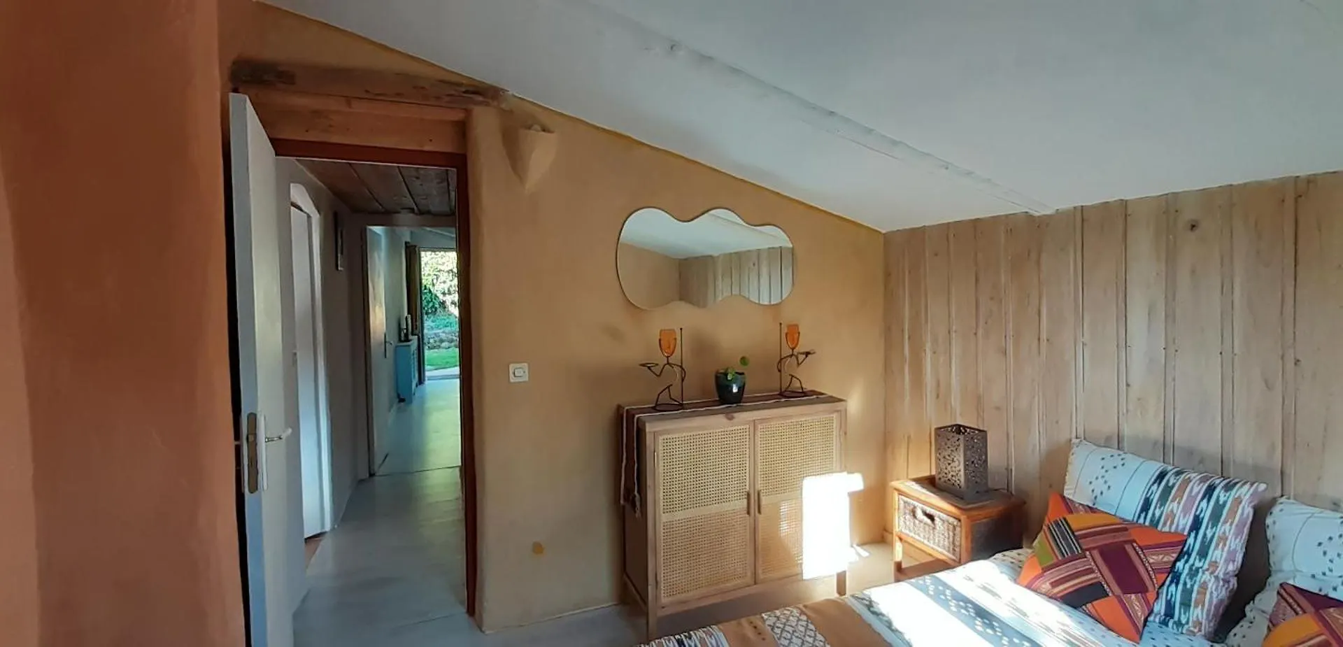 Holiday home Petite Maison Naturelle Avec Son Jardin Prive Pluvigner France