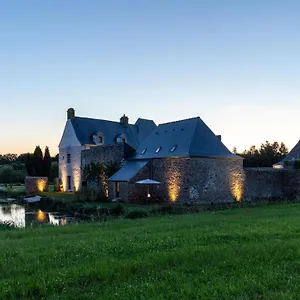 Manoir Du Guern Bed & Breakfast